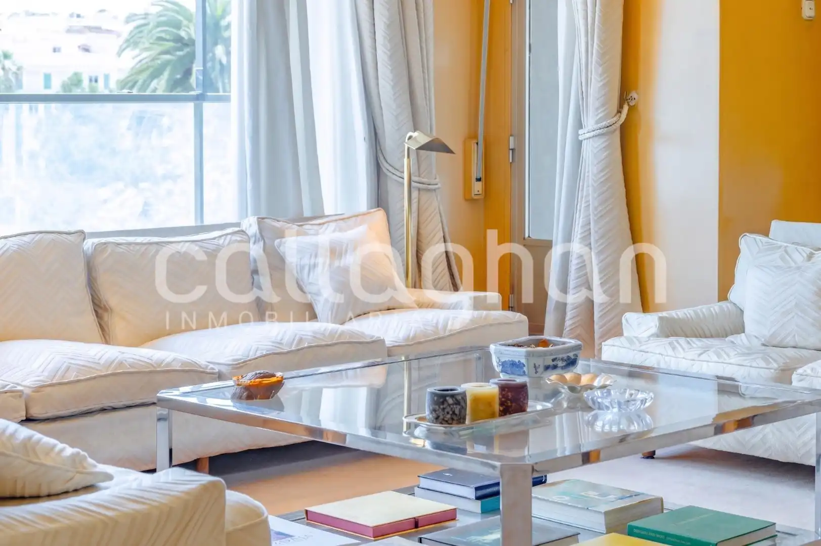 Living room of Flat for sale in Valencia  with Air Conditioner, Heating and Terrace