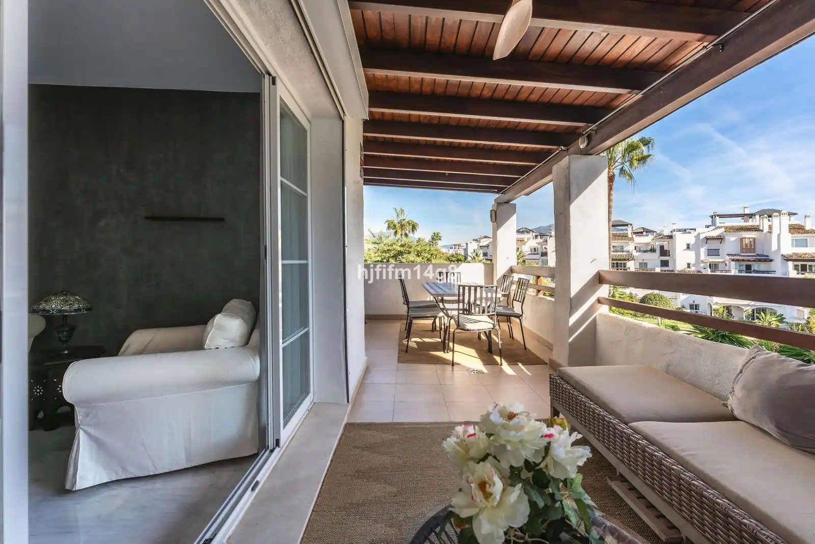 Apartament amb piscina en venda a Calle Rafael Alberti 5