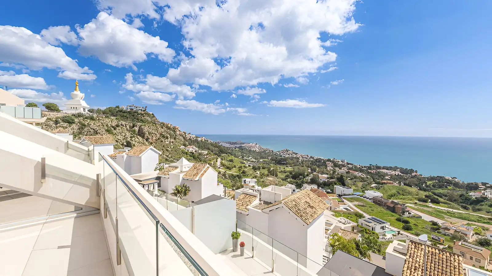 Exterior view of Attic for sale in Benalmádena  with Air Conditioner, Heating and Terrace
