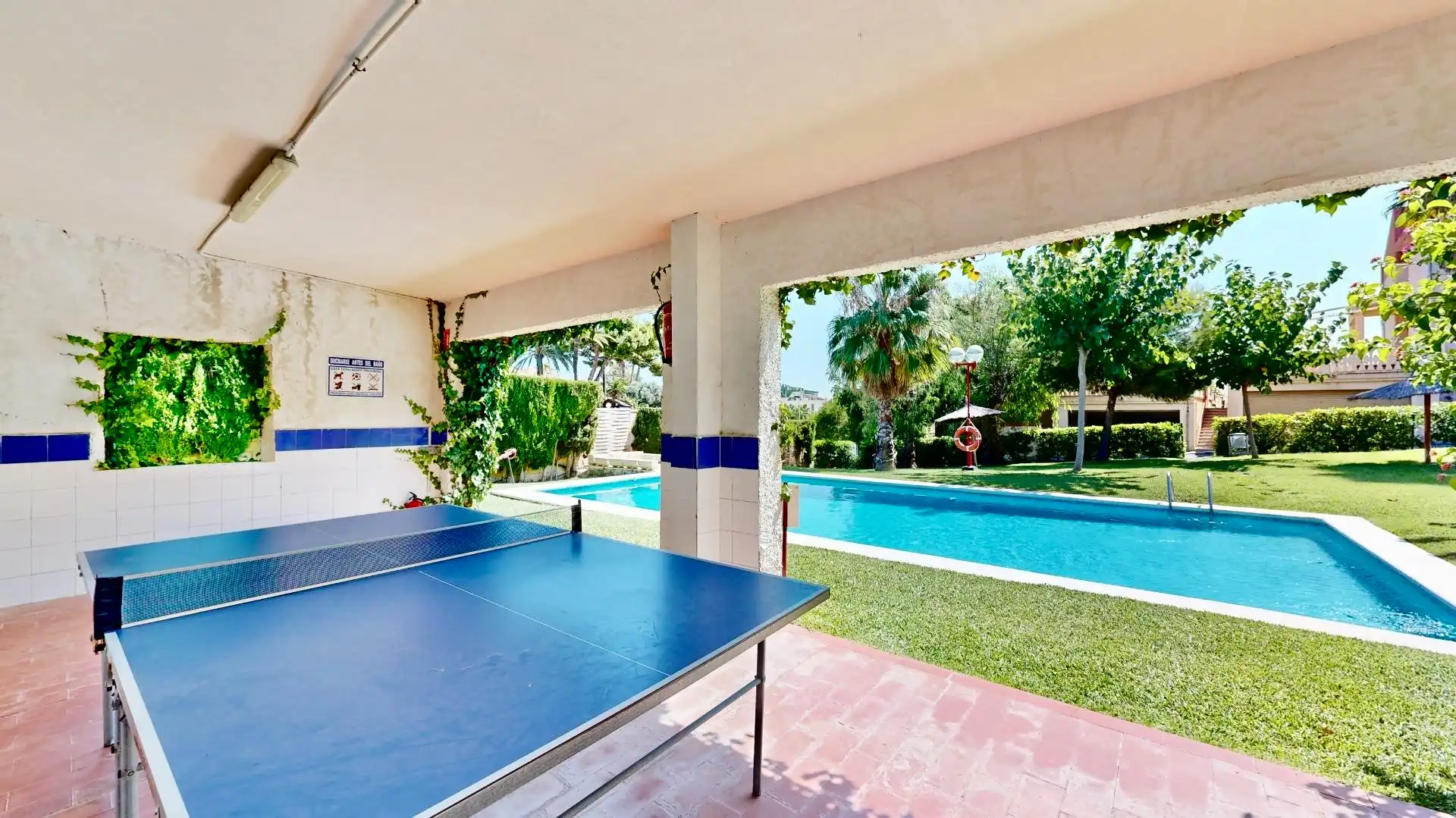 Piscina de Casa o xalet en venda en Alicante / Alacant amb Aire condicionat, Calefacció i Jardí privat