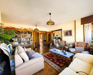 Sala d'estar de Pis en venda en Vilagarcía de Arousa amb Terrassa, Traster i Balcó