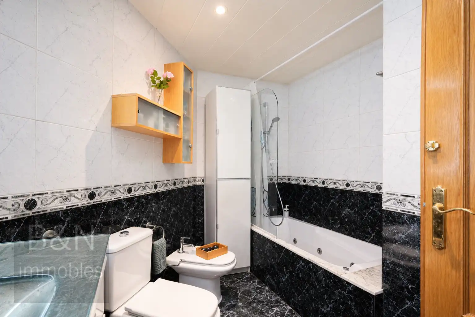 Bathroom of Duplexes for sale in Sabadell  with Air Conditioner, Heating and Terrace