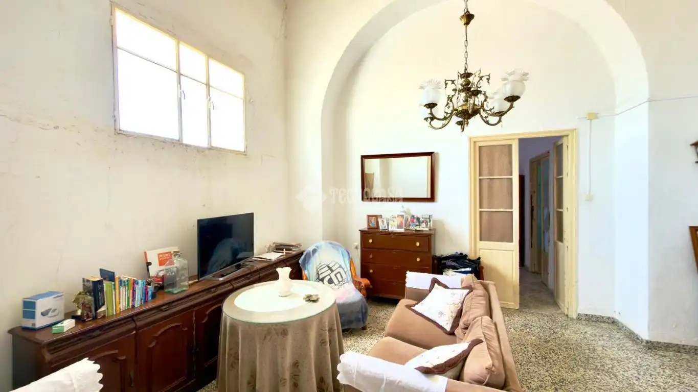 Sala d'estar de Casa adosada en venda en Jimena de la Frontera amb Traster