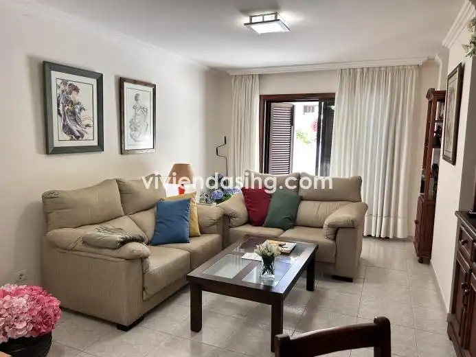 Sala de estar de Planta baja de alquiler en Puerto de la Cruz con Terraza, Amueblado y Horno
