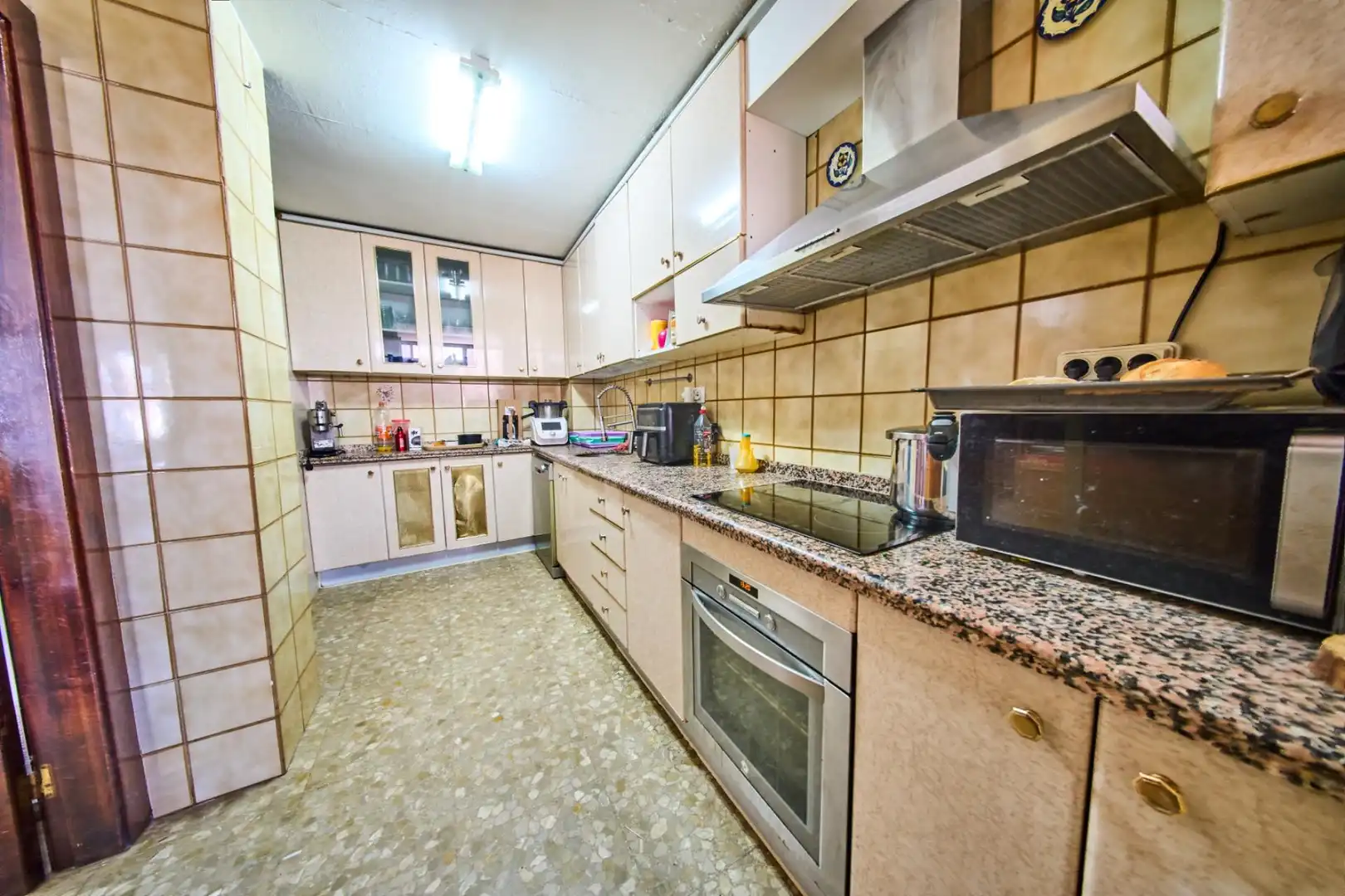 Cocina de Piso en venta en Granada con Calefacción y Jardín privado