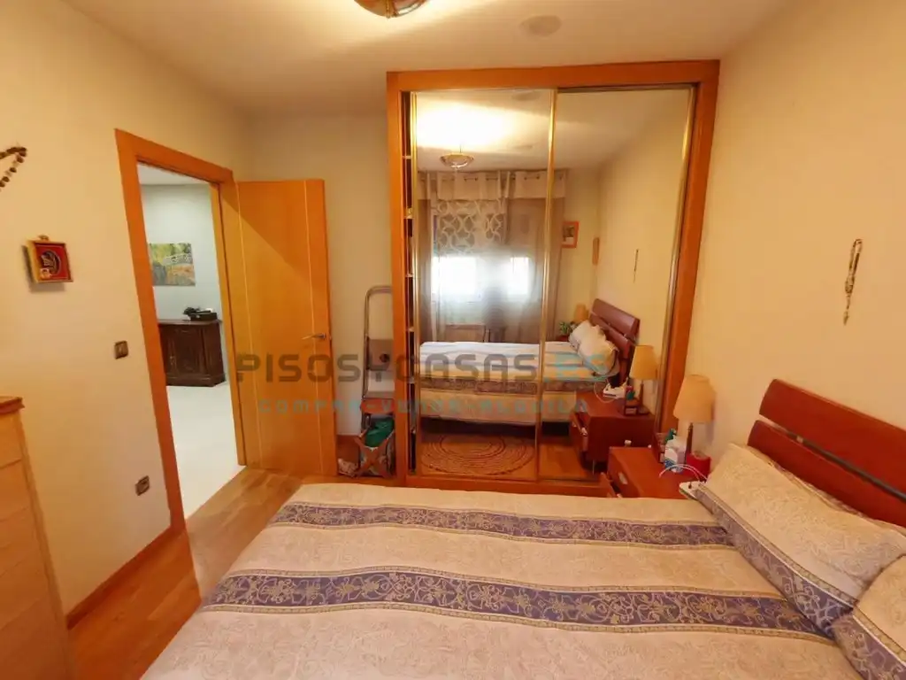 Bedroom of Houses for sale in San Mateo de Gállego  with Air Conditioner, Private garden and Terrace