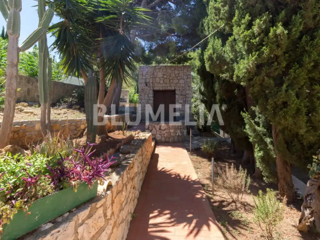 Houses for sale in Las Rotas / Les Rotes