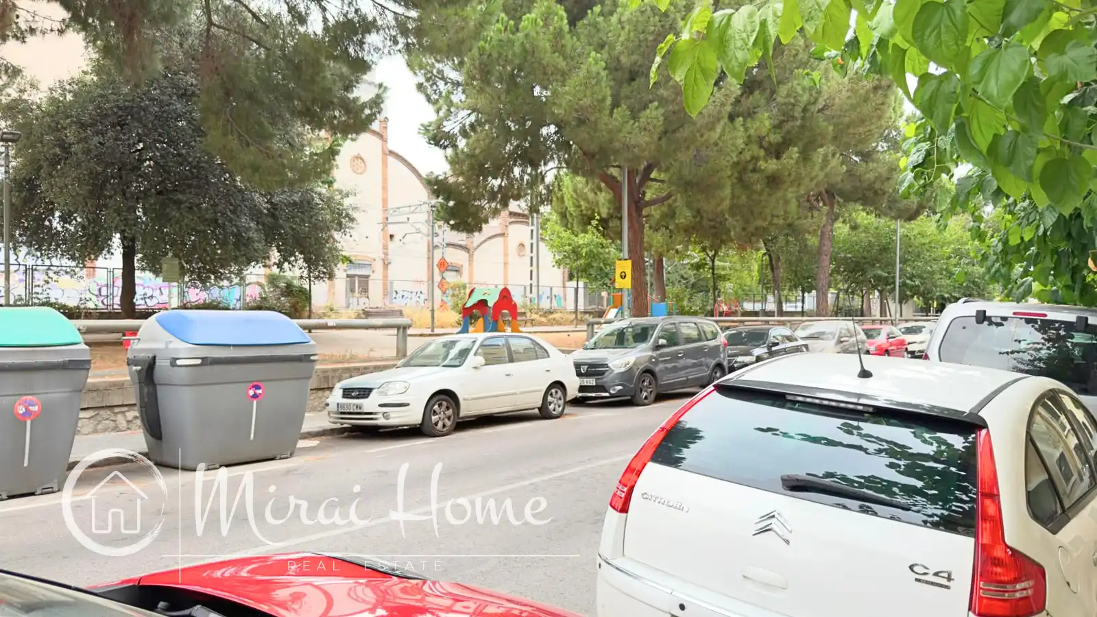 Aparcament de Planta baixa en venda en Mollet del Vallès amb Parquet