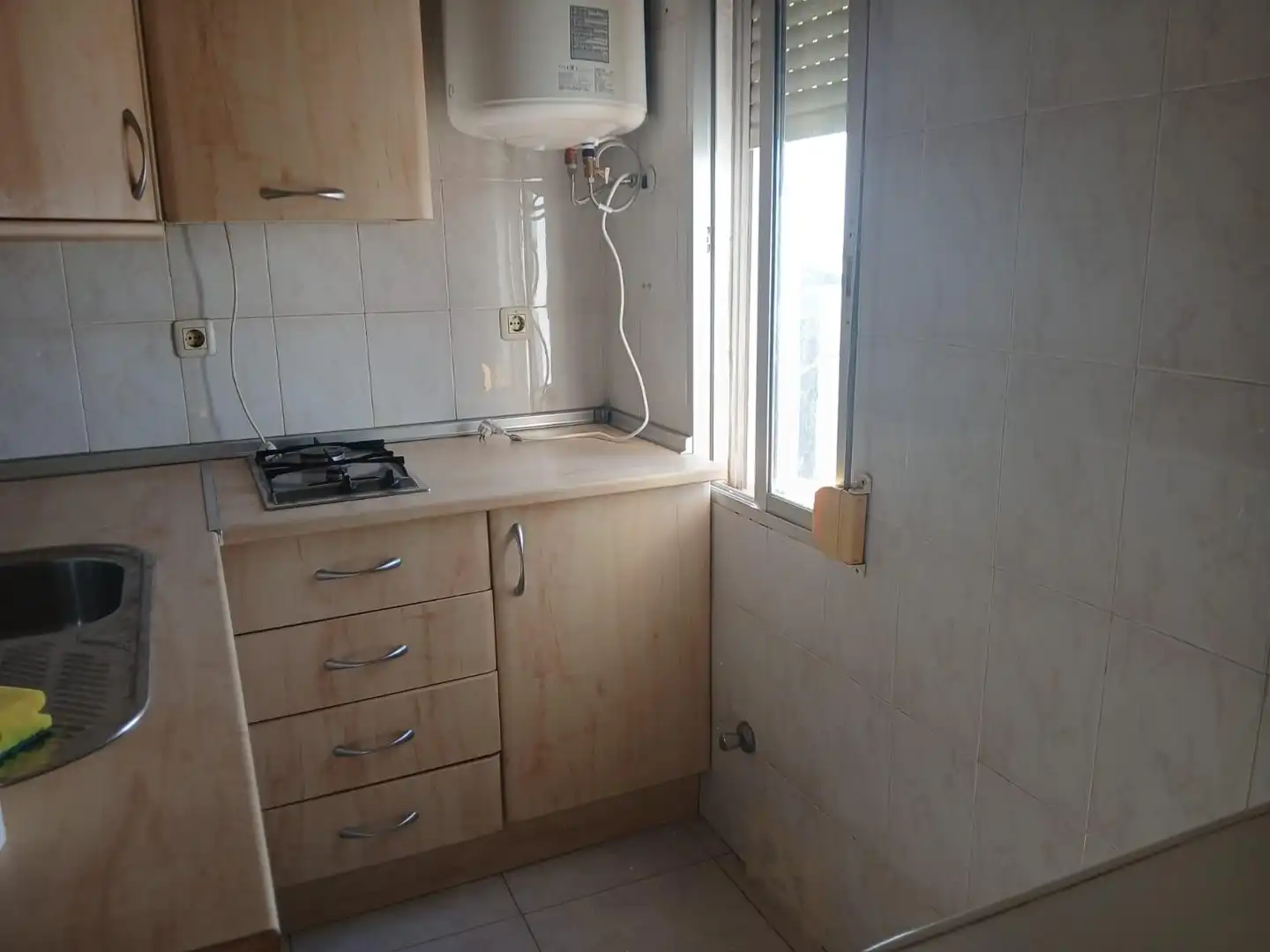 Cocina de Apartamento en venta en Cáceres con Calefacción, Terraza y Amueblado