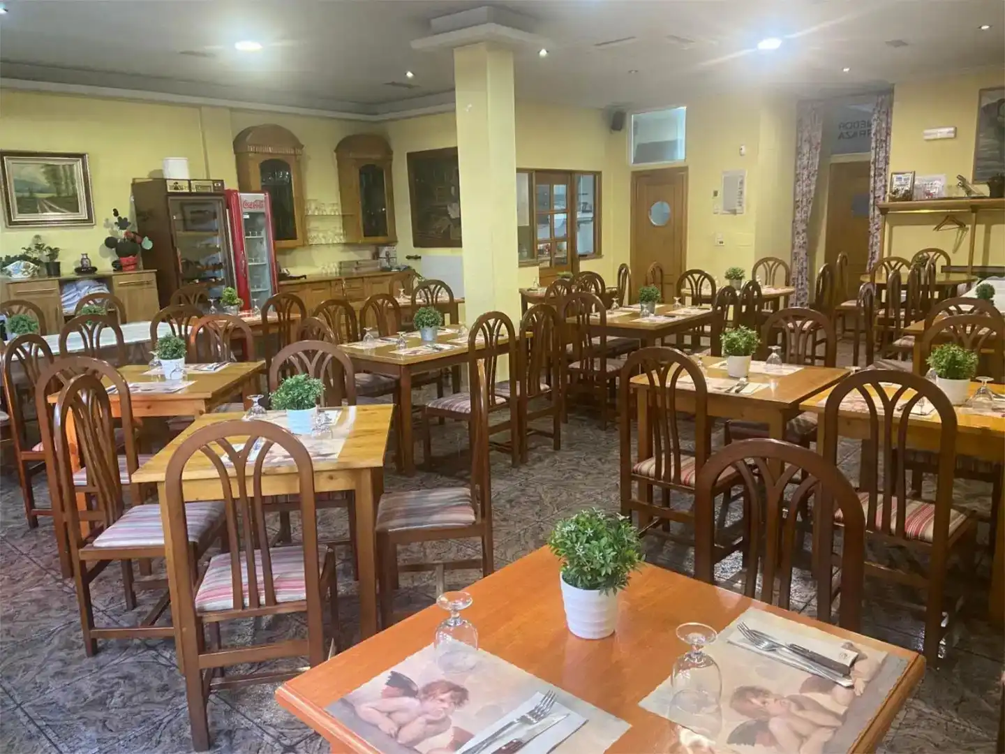 Piso en venta en Ponferrada con Jardín privado, Trastero y Amueblado
