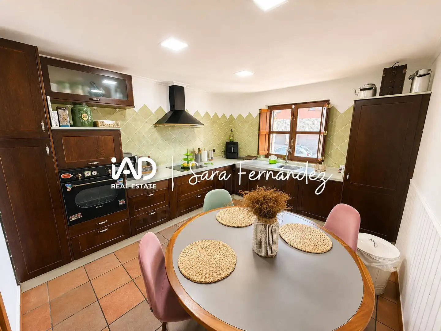 Kitchen of Houses for sale in Sariegos  with Heating