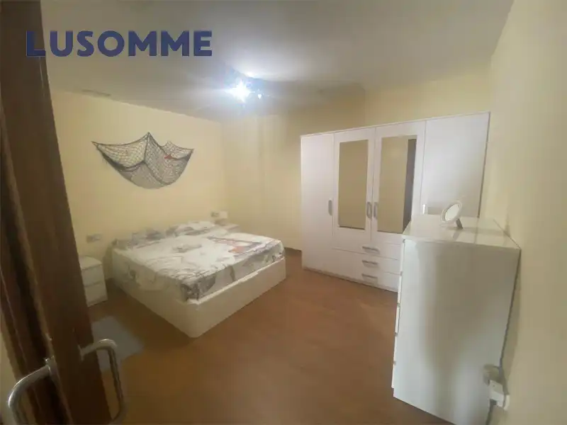 Habitación de Planta baja en venta en Valencia con Aire acondicionado y Horno