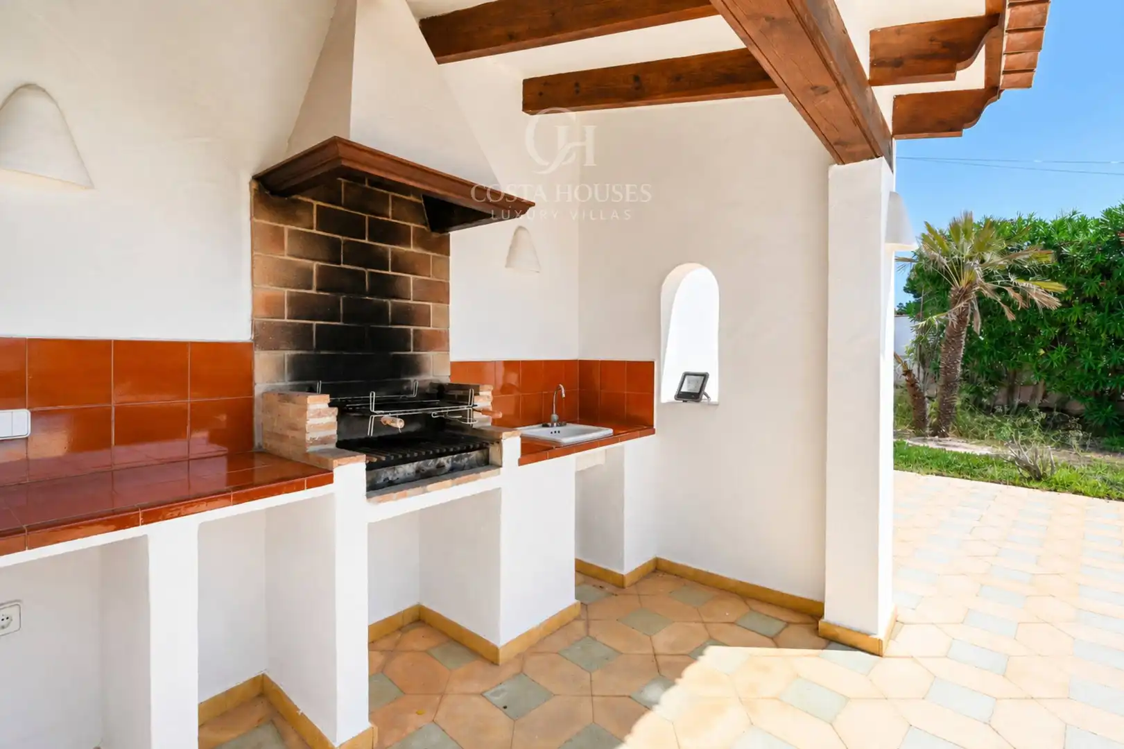 Vista exterior de Casa o xalet en venda en Moraira amb Aire condicionat, Calefacció i Jardí privat