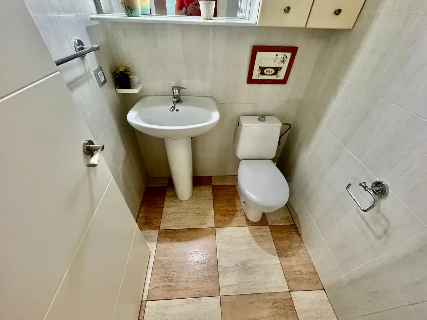 Baño de Casa adosada en venta en Roquetas de Mar con Aire acondicionado, Calefacción y Jardín privado