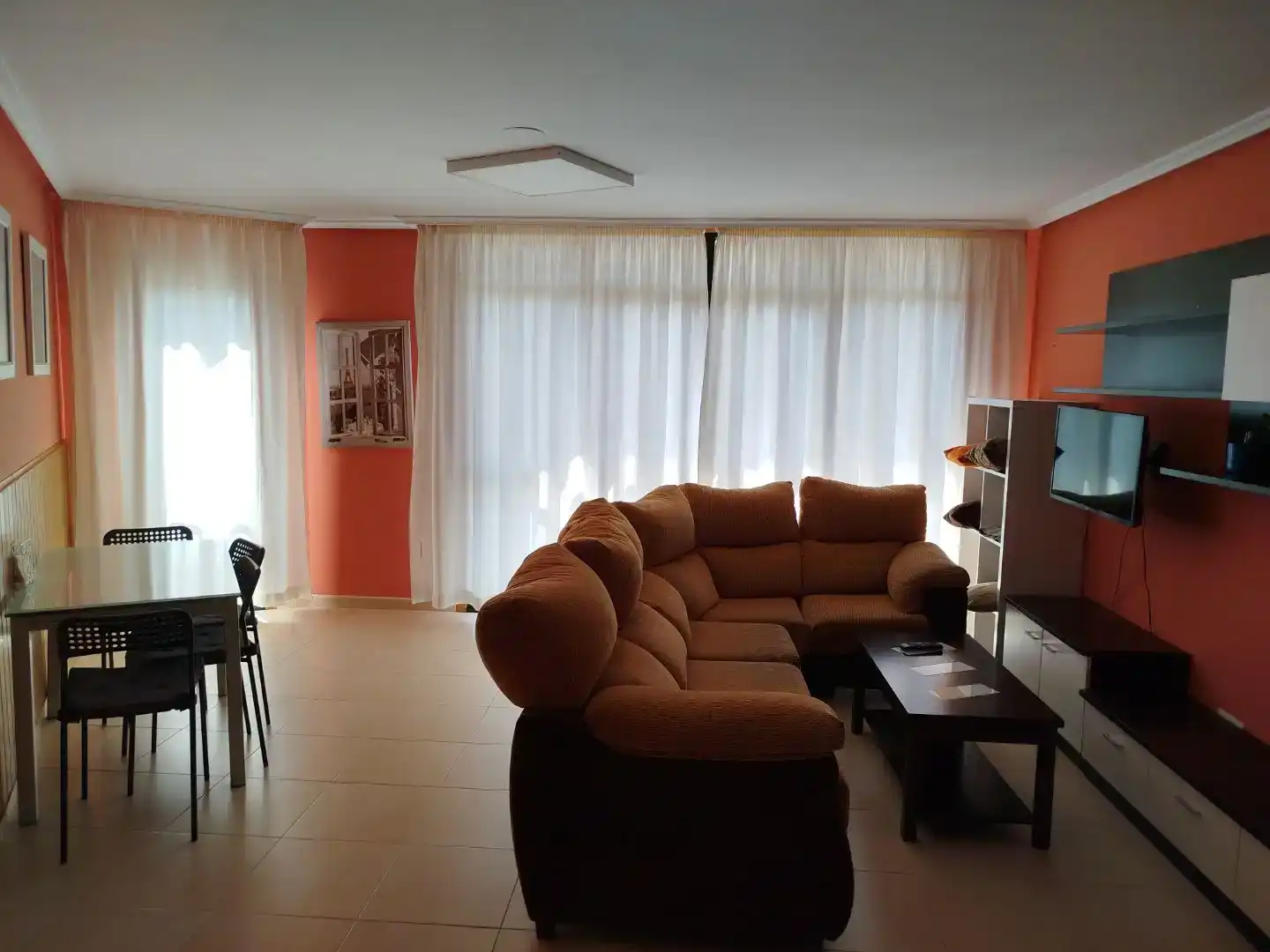 Sala d'estar de Pis en venda en Ortigueira amb Piscina i Balcó