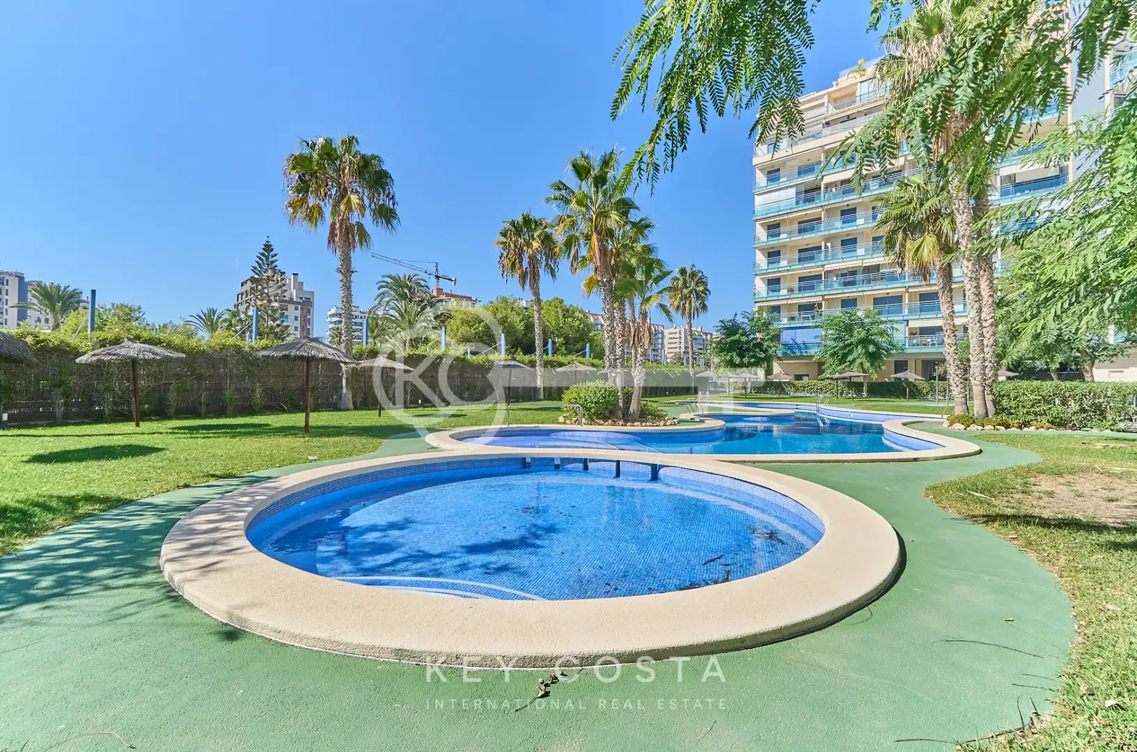 Piscina de Àtic de lloguer en Alicante / Alacant amb Aire condicionat, Piscina i Moblat