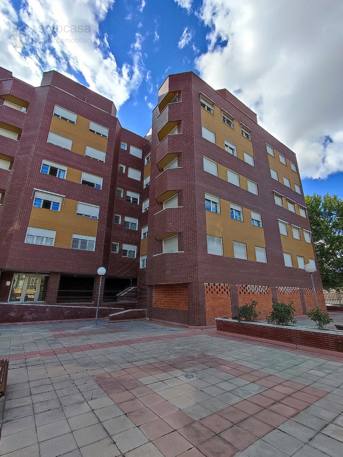 Exterior view of Flat for sale in Valladolid Capital  with Air Conditioner and Heating