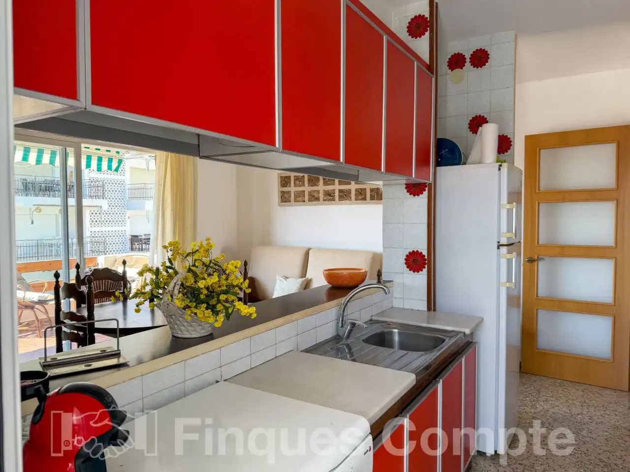 Cuina de Apartament en venda en Roda de Berà amb Terrassa i Moblat