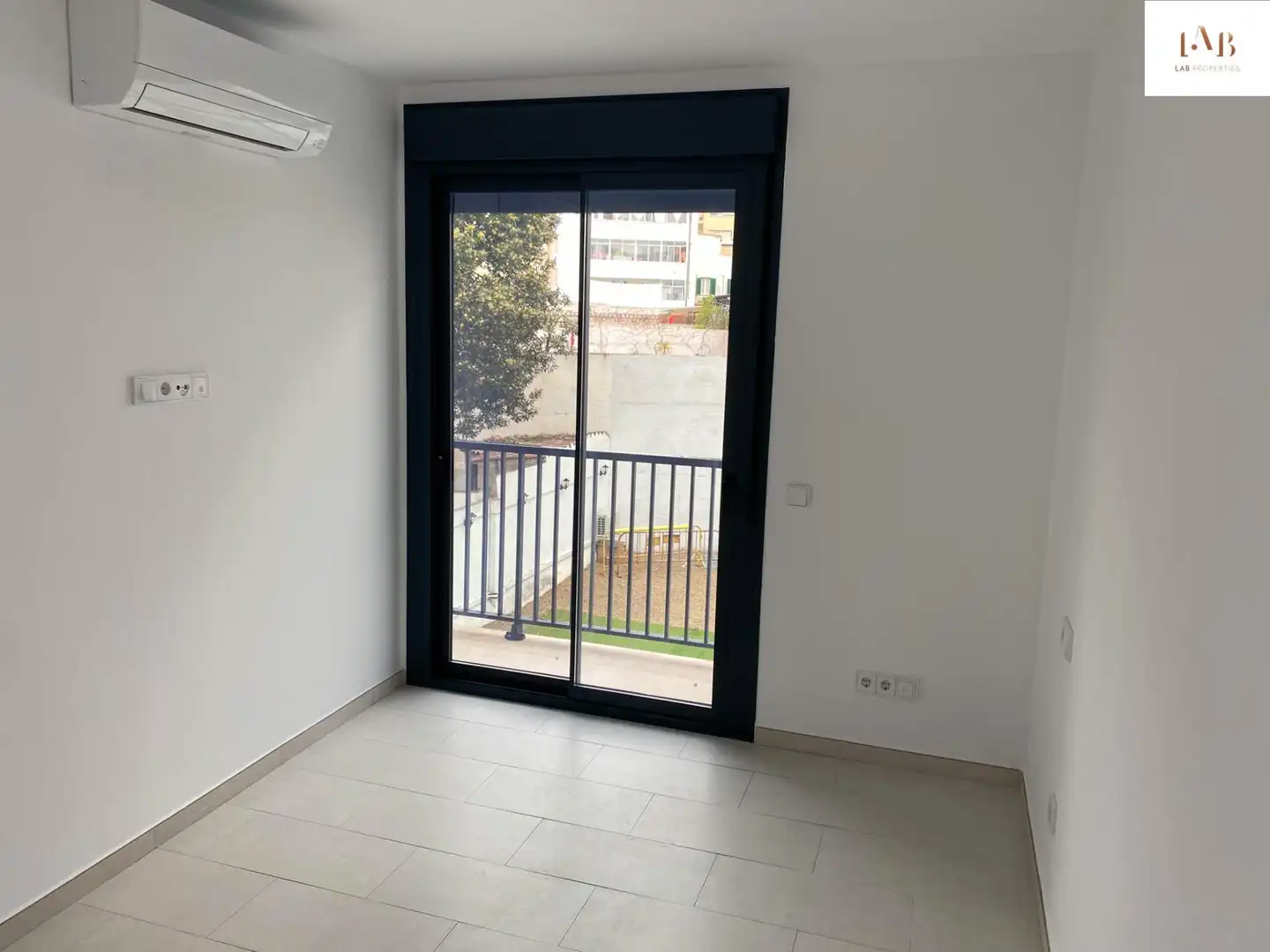 Apartments for rent in Calle Torcuato Luca de Tena, Pere Garau