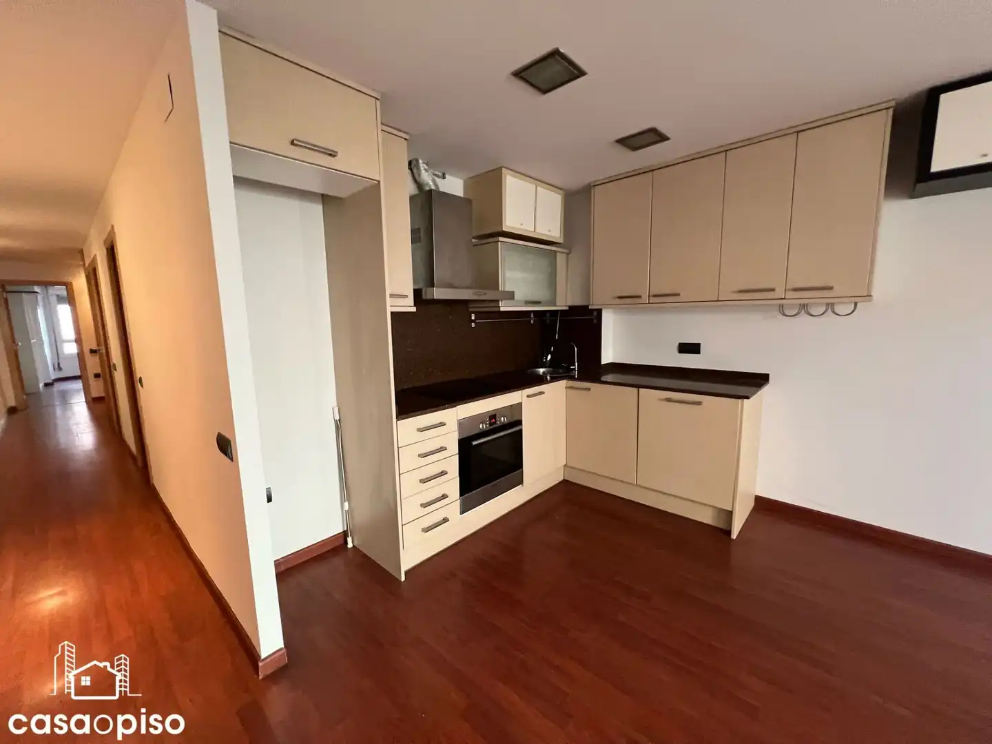 Cocina de Piso en venta en Terrassa con Aire acondicionado, Calefacción y Trastero
