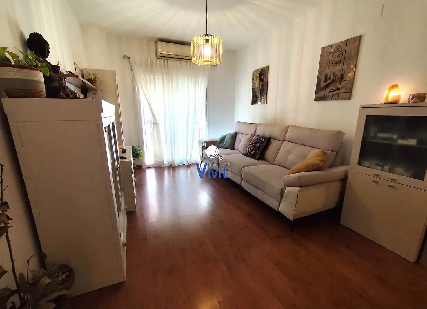 Living room of Flat for sale in Alcalá de Guadaira  with Air Conditioner and Parquet flooring