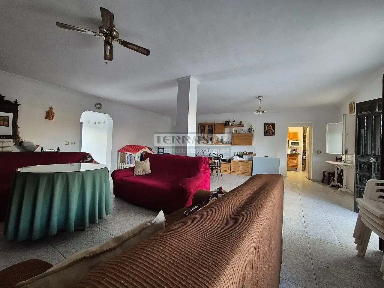Sala d'estar de Casa o xalet en venda en Vélez-Málaga amb Piscina