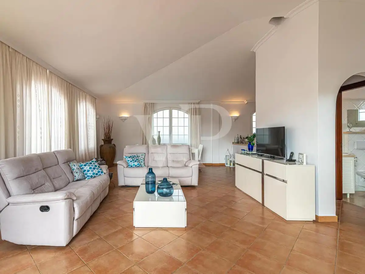 Houses for sale in Playa del Duque