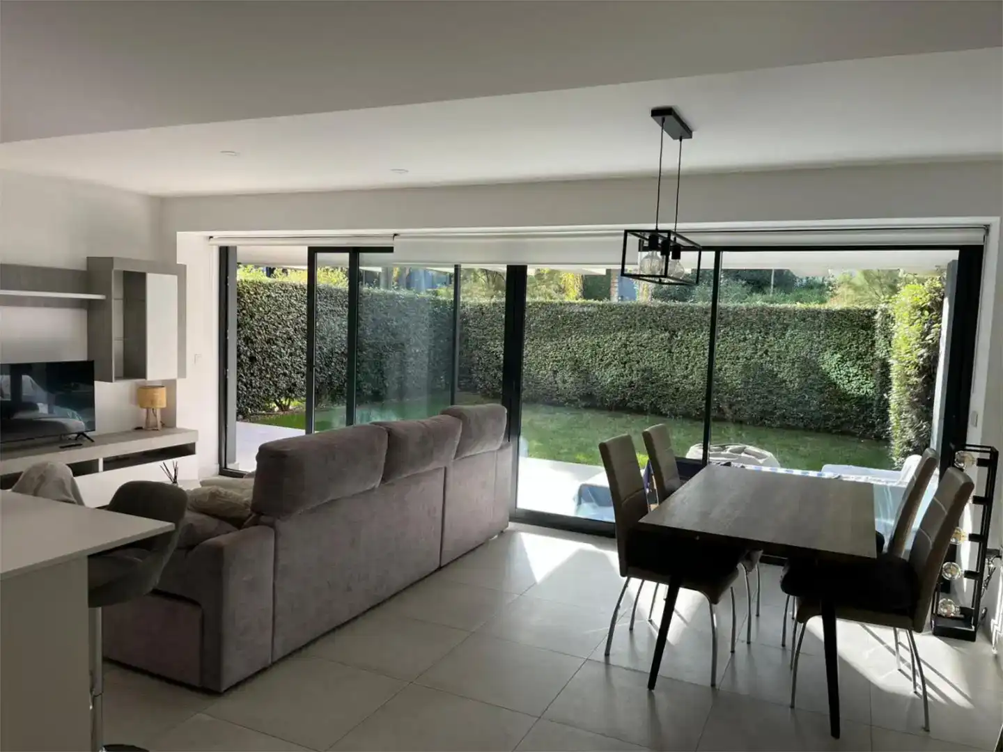 Wohnzimmer von Wohnung zur Miete in Selwo