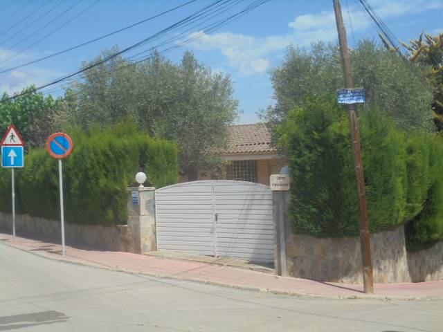 Casa-chalet en Venta en C/ Pedraforca en Sant Esteve Sesrovires
