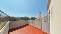 Terrassa de Casa adosada en venda en Rincón de la Victoria amb Jardí privat, Terrassa i Piscina