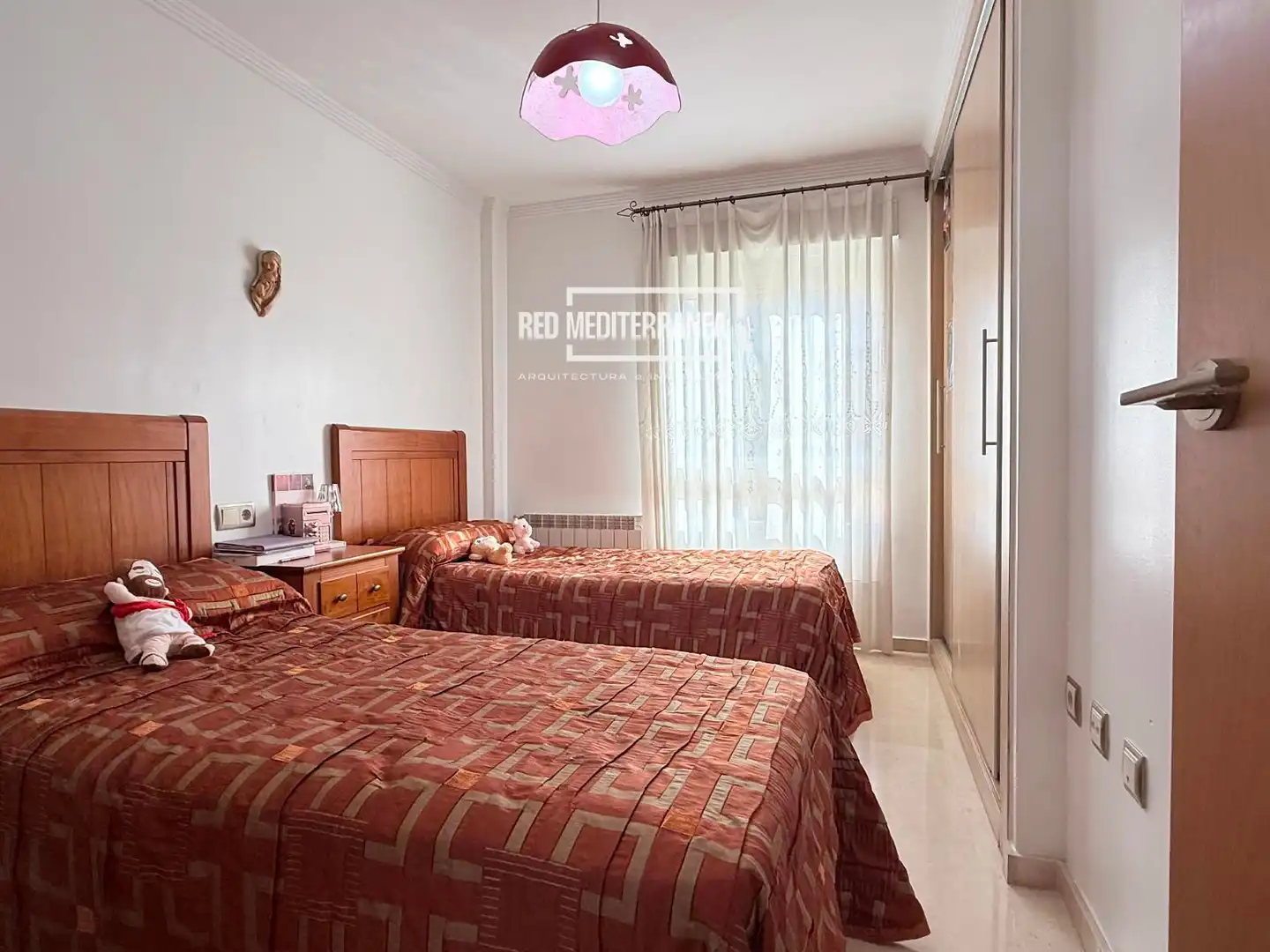 Habitación de Casa adosada en venta en Daimús con Aire acondicionado, Calefacción y Jardín privado