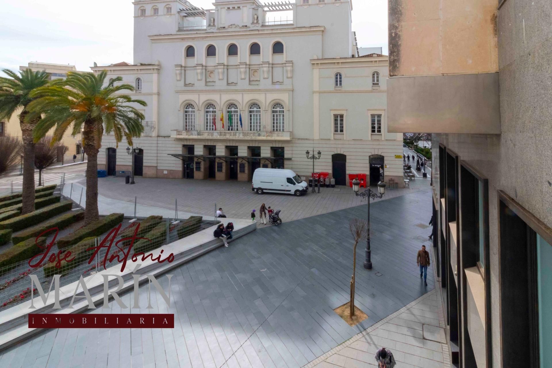 Vista exterior de Pis en venda en Badajoz Capital amb Aire condicionat, Calefacció i Terrassa