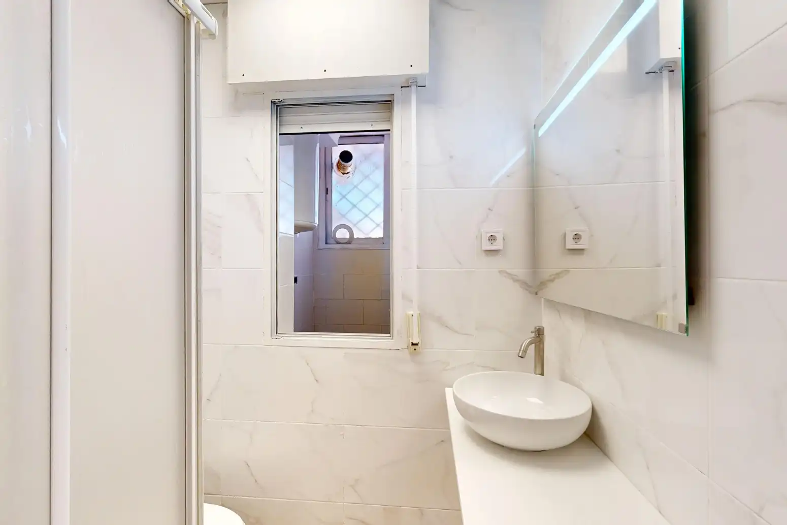Badezimmer von Wohnung zum Verkauf in Cartagena mit Privatgarten, Terrasse und Abstellraum