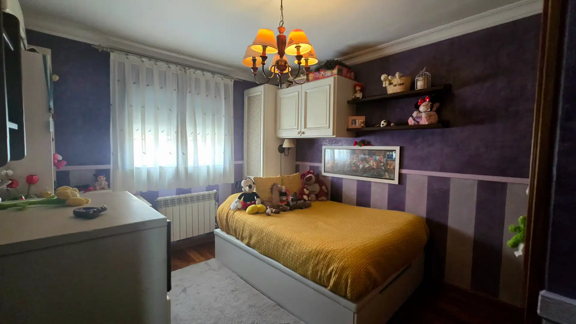 Habitación de Casa adosada en venta en Alcalá de Henares con Aire acondicionado, Calefacción y Jardín privado