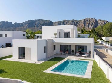 House with balcony for sale in Beniarbeig