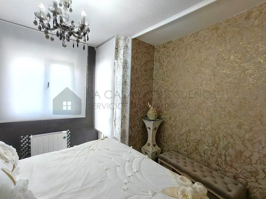 Schlafzimmer von Einfamilien-Reihenhaus zum Verkauf in Petrer