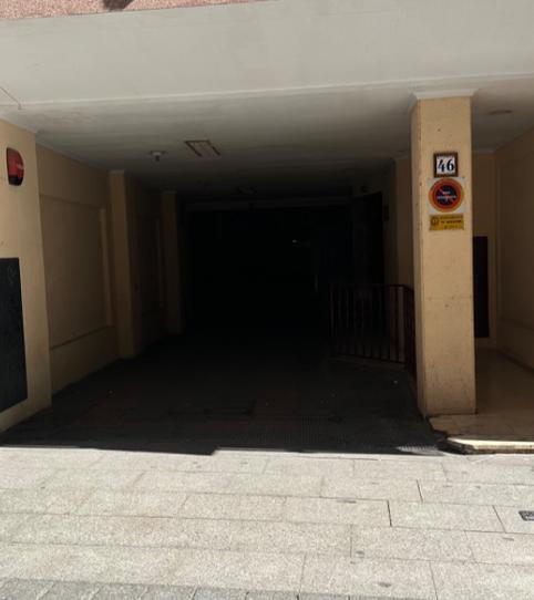 Foto 2 de Garatge de lloguer a Carrer de Tomàs Ortuño, 46, Centro Urbano, Benidorm