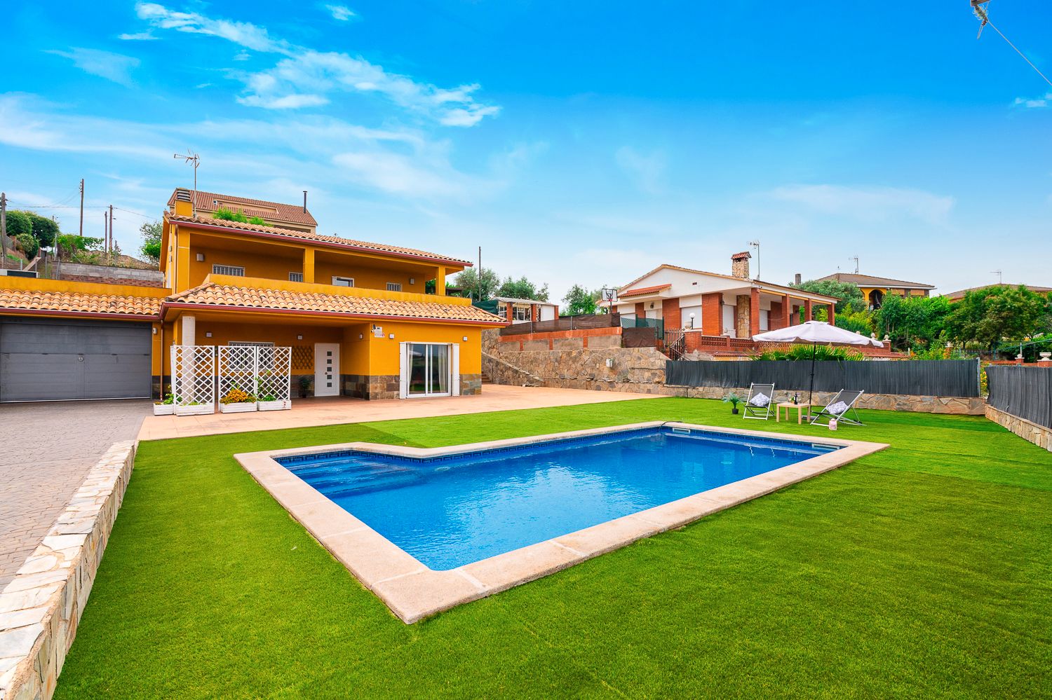 Swimming pool of House or chalet for sale in Castellbisbal  with Air Conditioner, Heating and Private garden