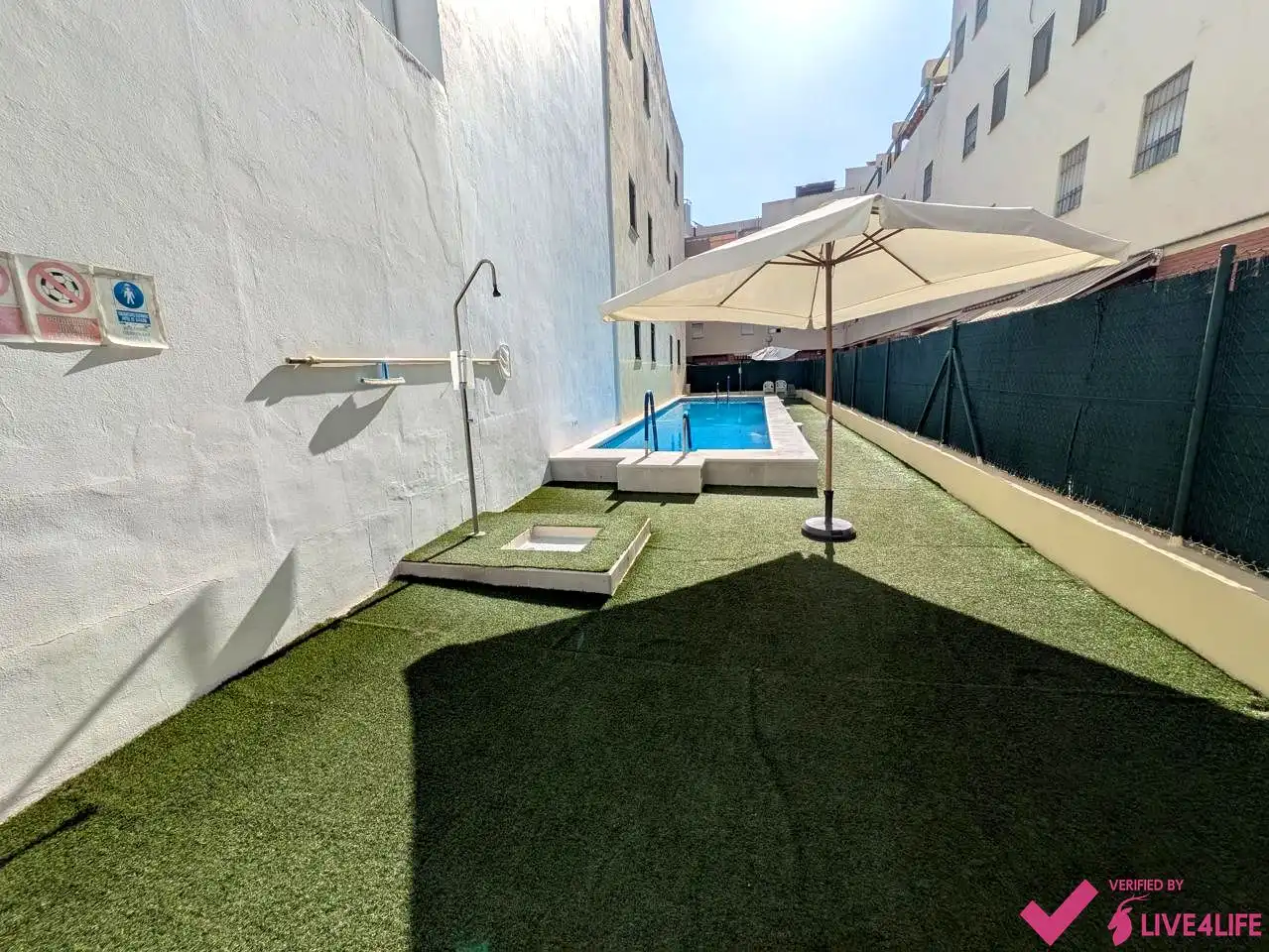 Duplexes for rent in De Triana, Triana Oeste