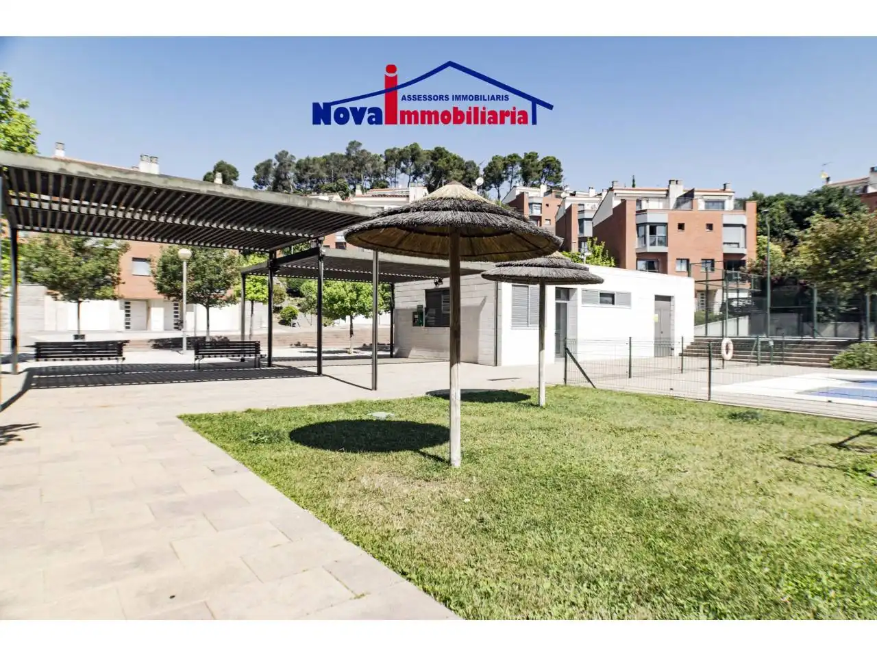 Parkplatz von Haus oder Chalet zum Verkauf in Sant Esteve Sesrovires mit Klimaanlage, Heizung und Privatgarten