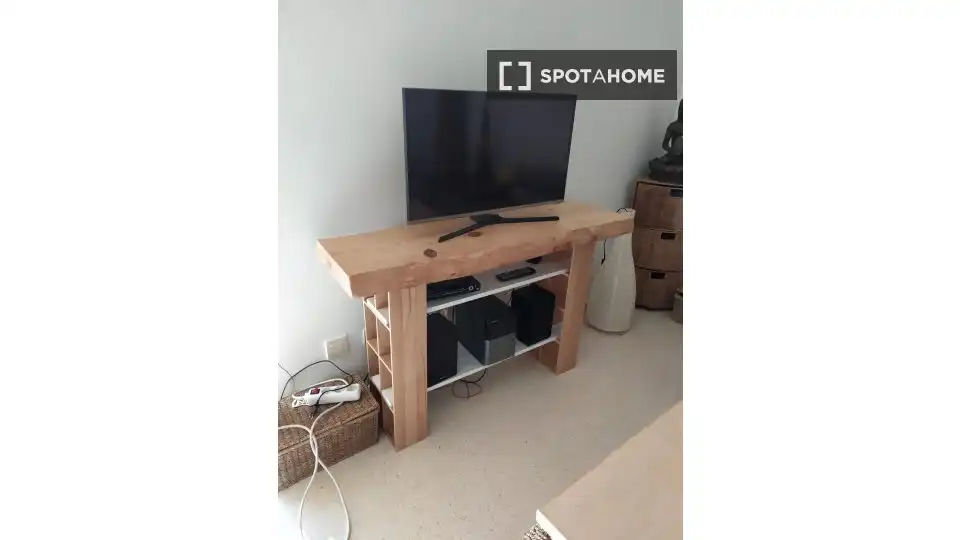 Living room of Flat for rent in Paterna  with Air Conditioner, Heating and Furnished