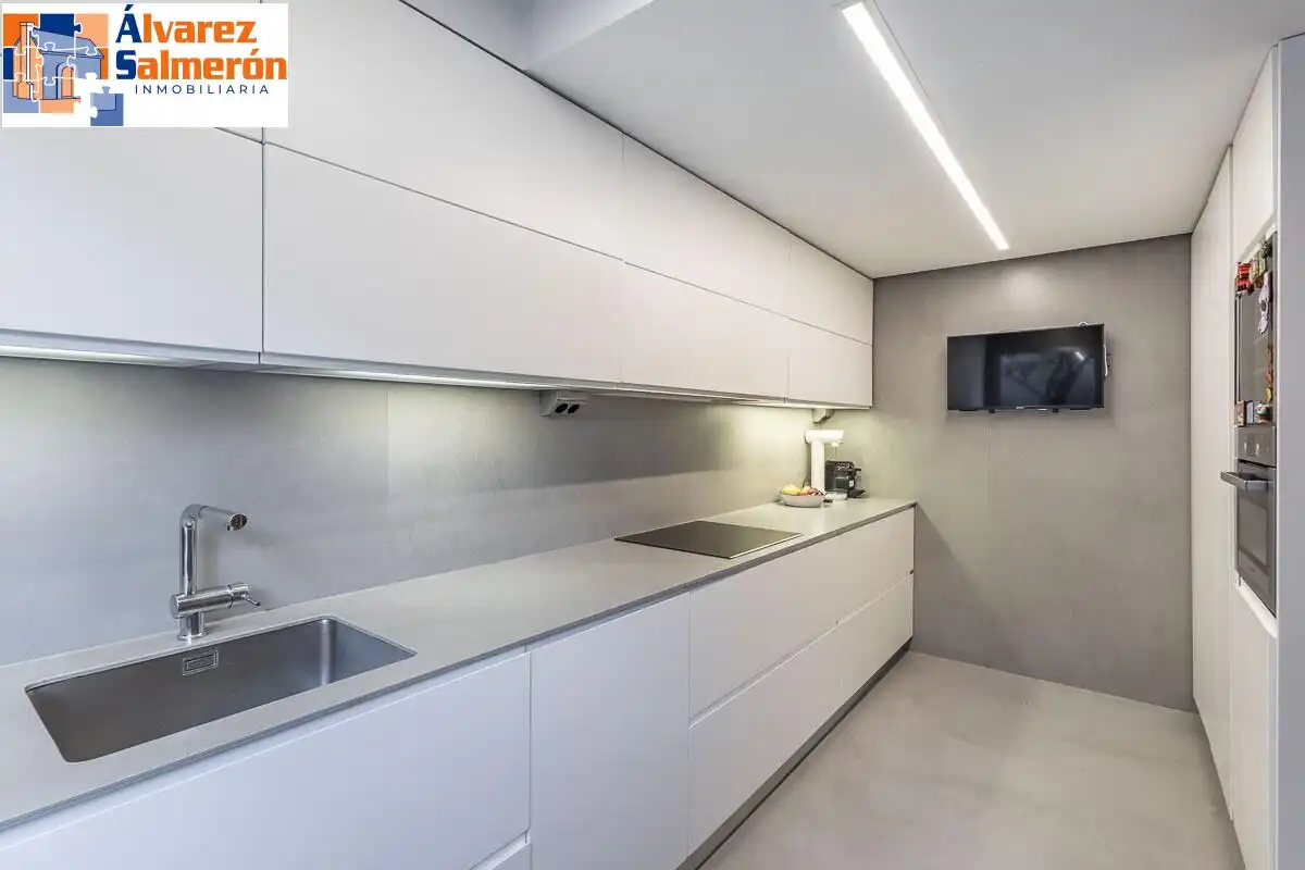 Kitchen of Detached homes for sale in Granada