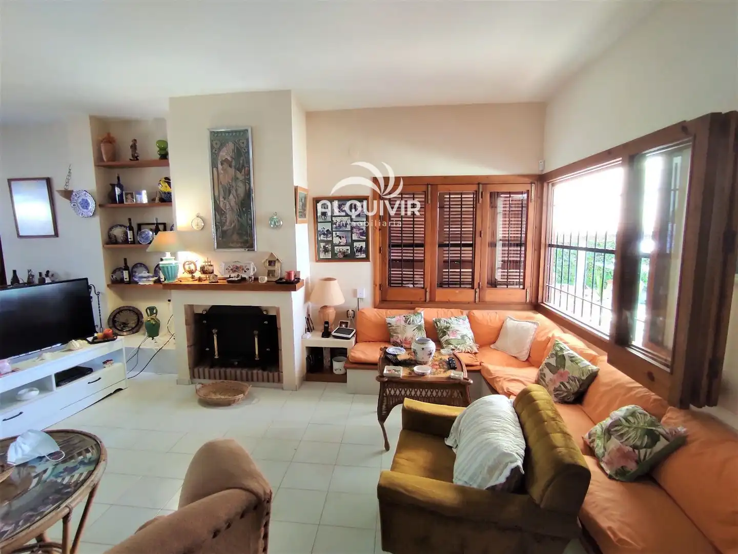 Sala d'estar de Casa o xalet en venda en Almonte amb Aire condicionat, Terrassa i Traster