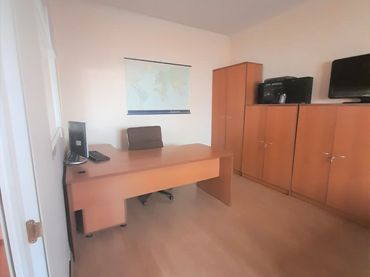 Local comercial en alquiler en PORTAL DE BELEN, 35 ESC1 P12 P16