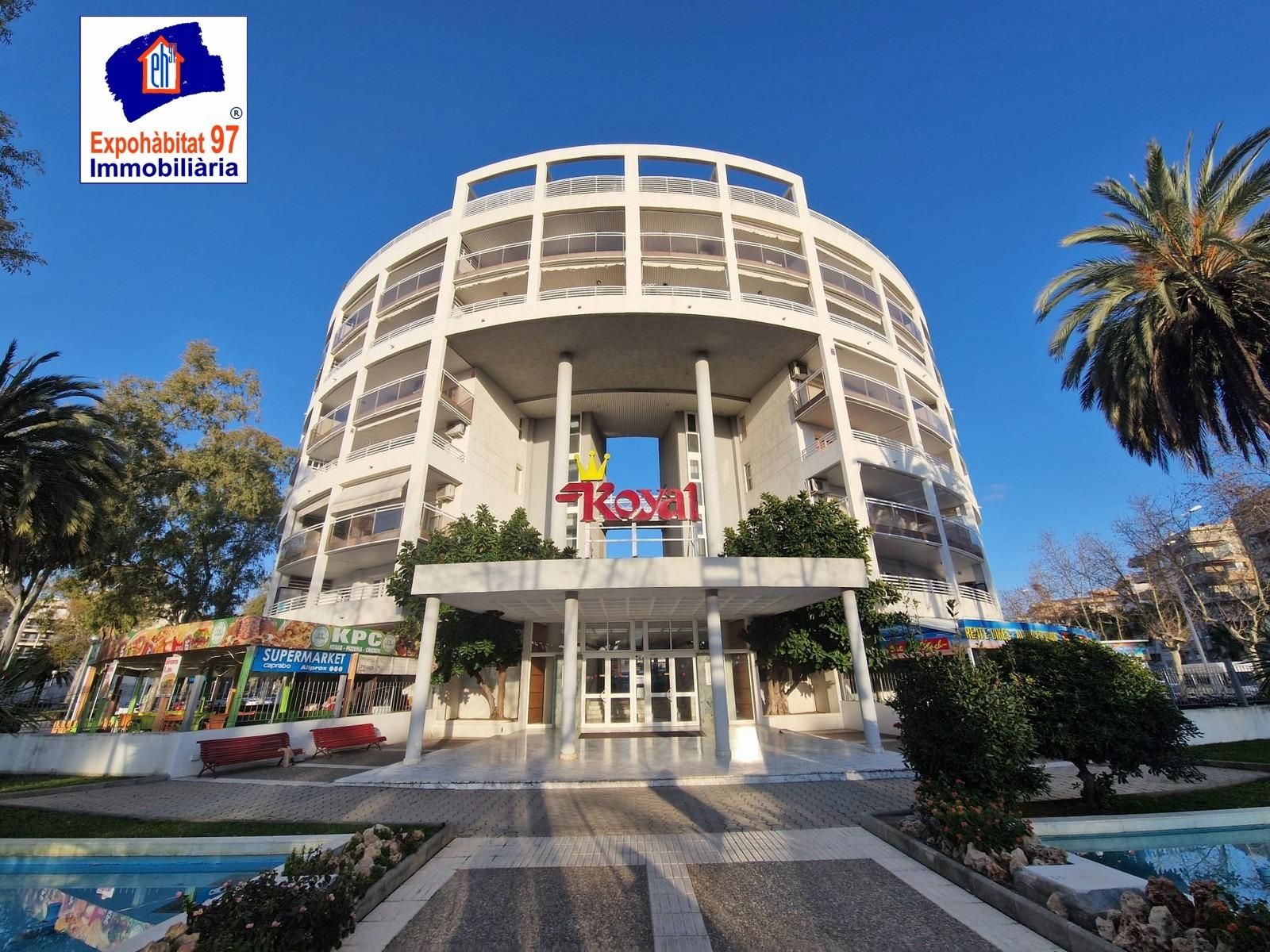 Exterior view of Apartment for sale in Salou  with Private garden, Terrace and Community pool