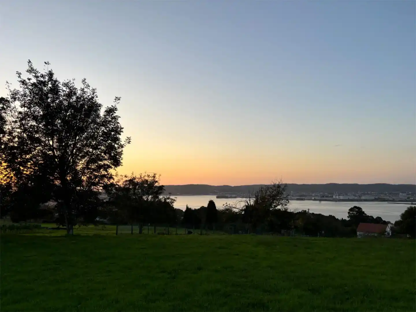 Terreno en venta en Fene, A Coruña