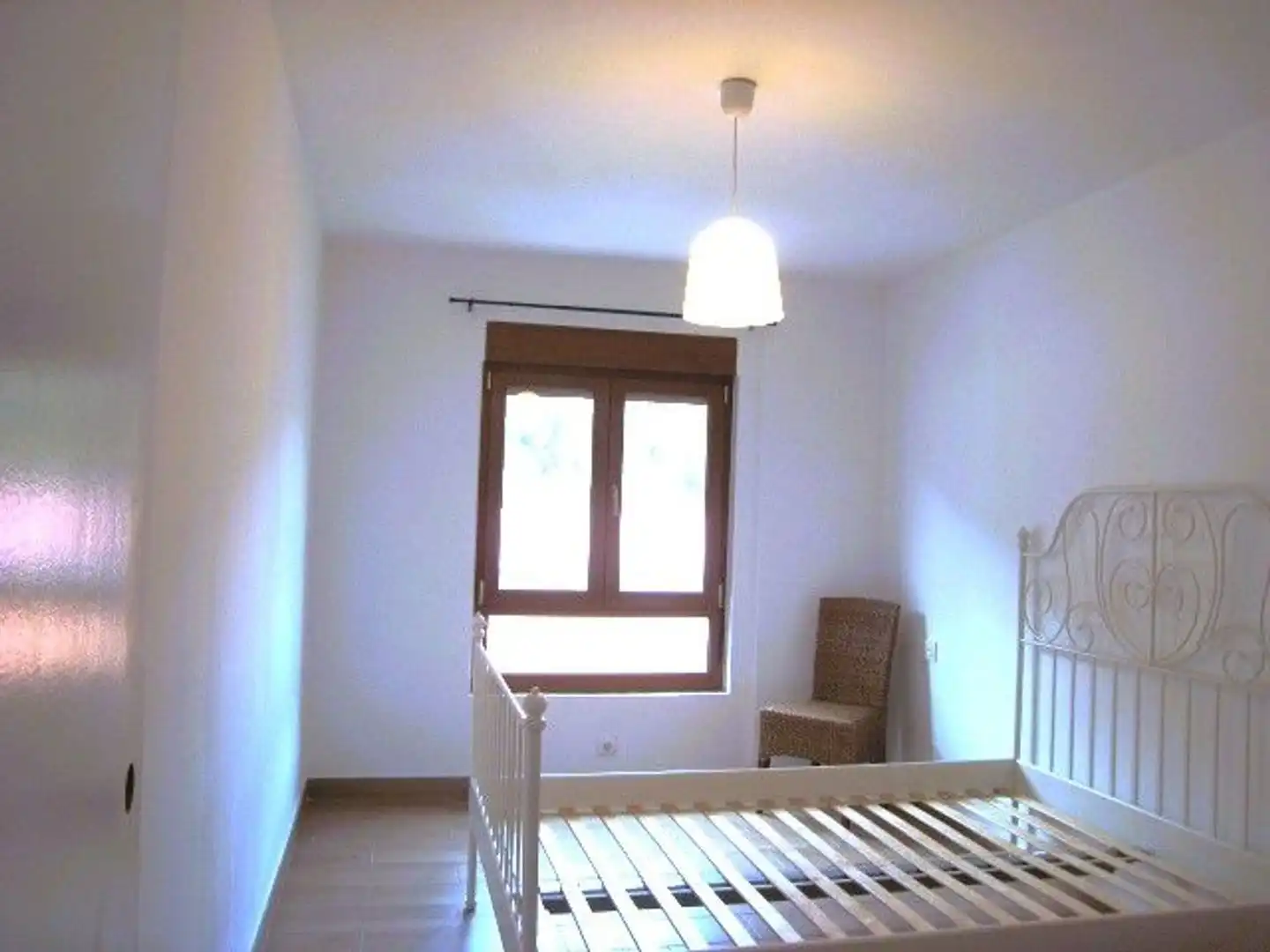 Schlafzimmer von Wohnung zum Verkauf in Belmonte de Miranda mit Heizung, Terrasse und Schwimmbad