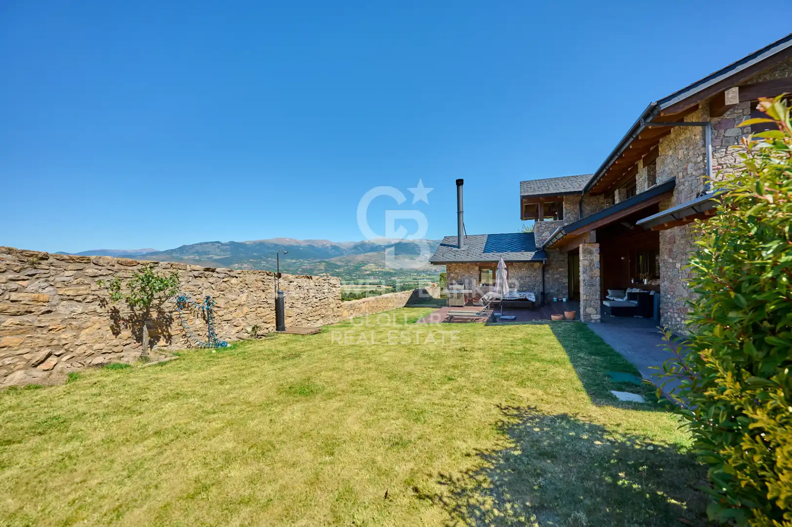 Jardí de Casa o xalet en venda en Das amb Calefacció, Jardí privat i Parquet