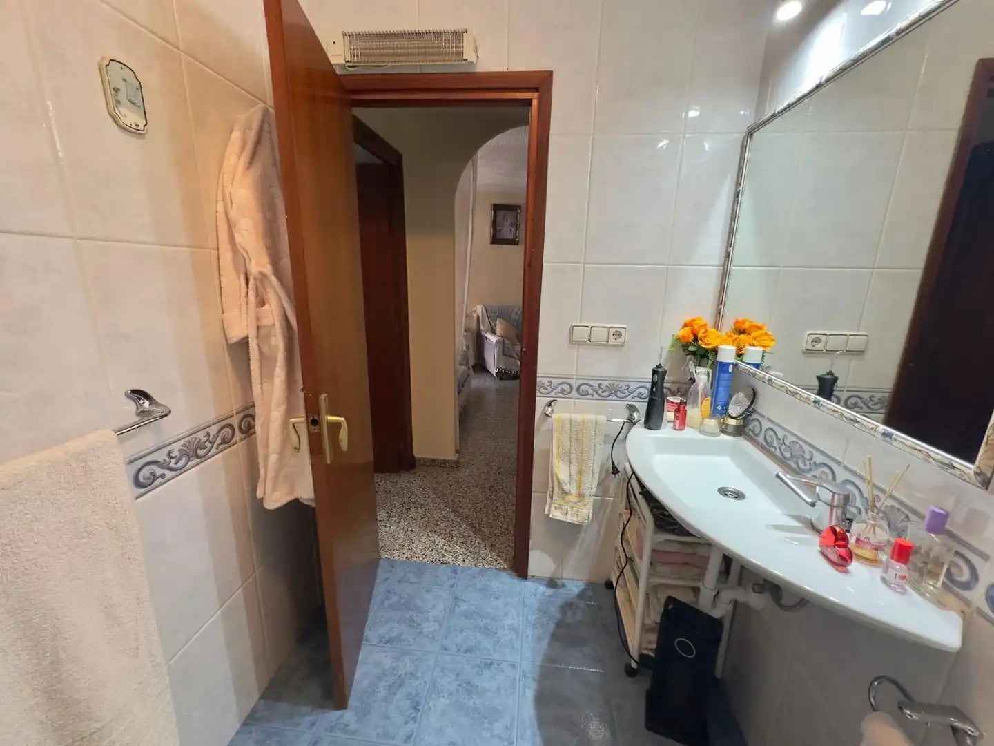 Bathroom of Flat for sale in Benidorm  with Air Conditioner, Heating and Terrace