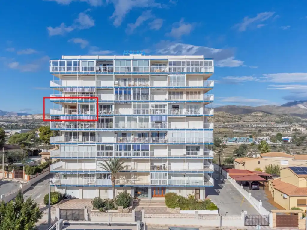 Apartments for sale in Calle Azorin 10 escalera 1 planta 06 puerta a, Campello Playa